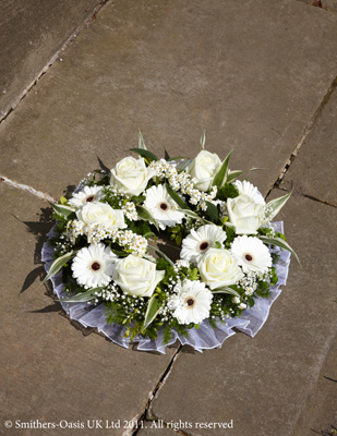 Delicate White Wreath