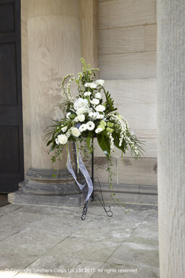 Front Facing Pedestal Arrangement