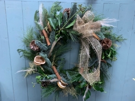 Hint of Gold Christmas Wreath